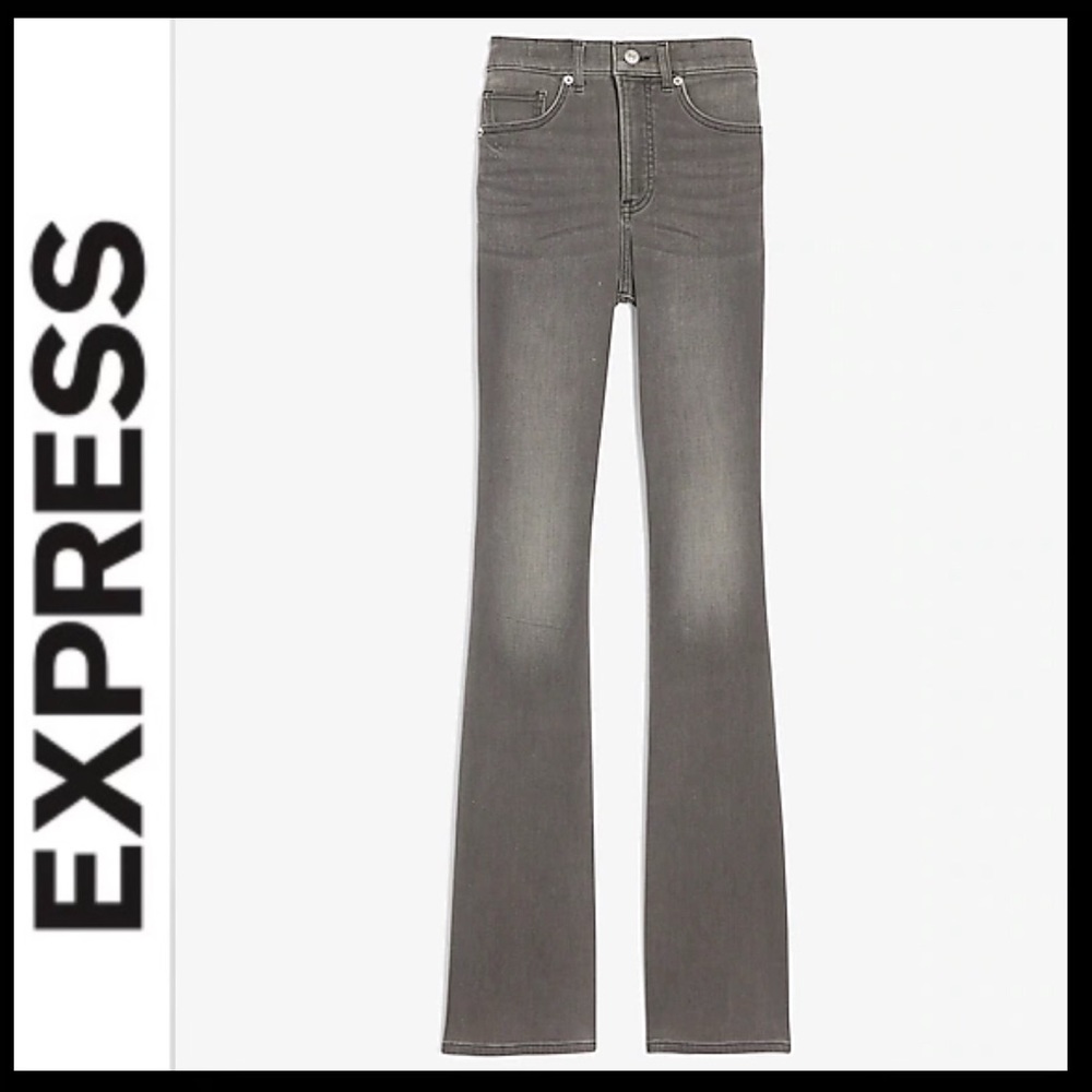 ⭐️SALE⭐️NWT Express High Waist Luxe Flare Jean